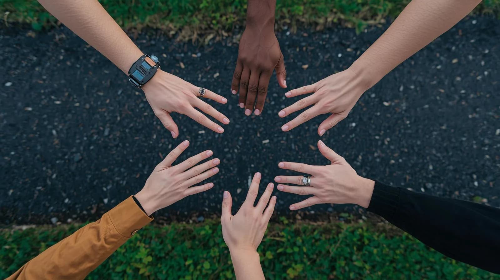 Komplett VVS team working on plumbing installation in modern office environment